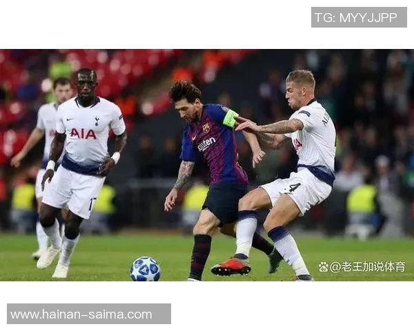 巴萨友谊赛大胜热刺四球横扫全场引发热烈反响